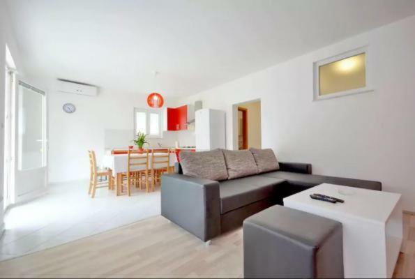 Apartment Simun Podgora Bagian luar foto